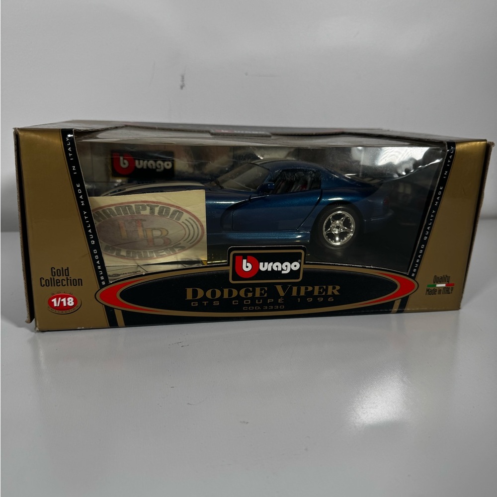 Bburago Dodge Viper GTS Coupe 1996 Model Car